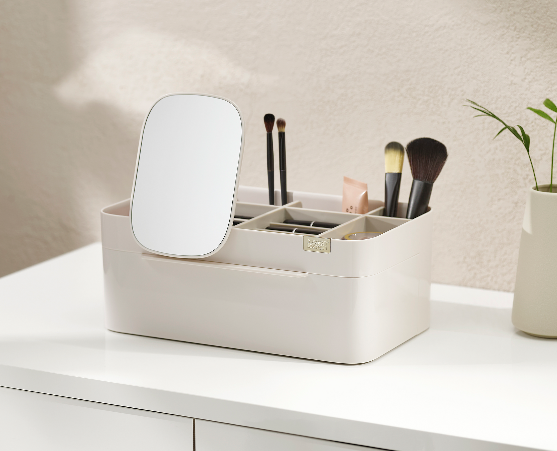 Viva Large Cosmetic Organiser with Removable Mirror - 75005 - Image 2