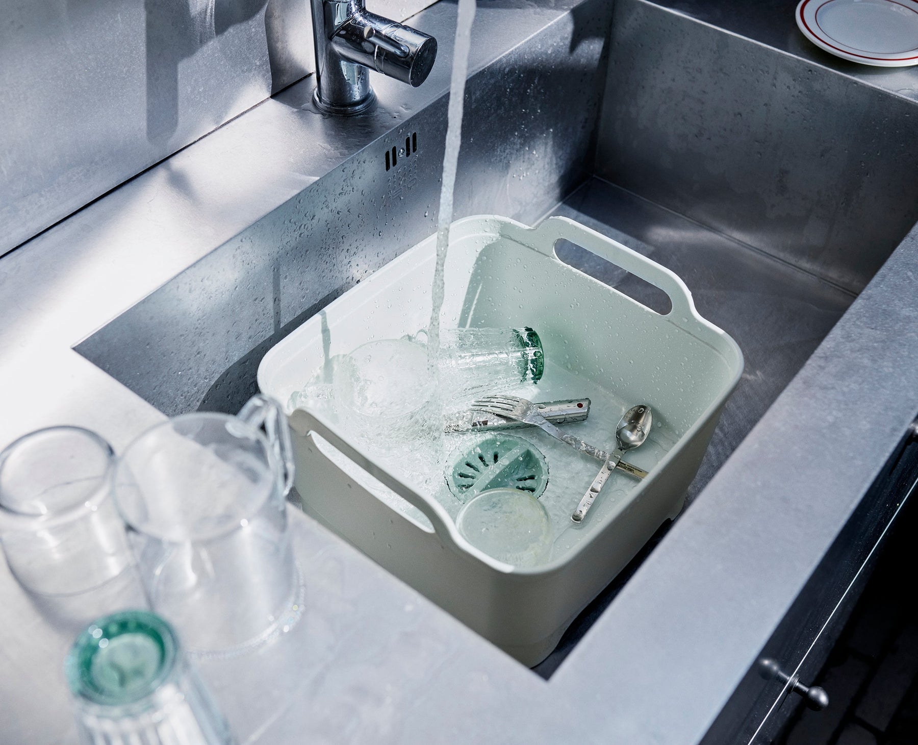 Wash&amp;Drain™ Stone Green Washing Up Bowl