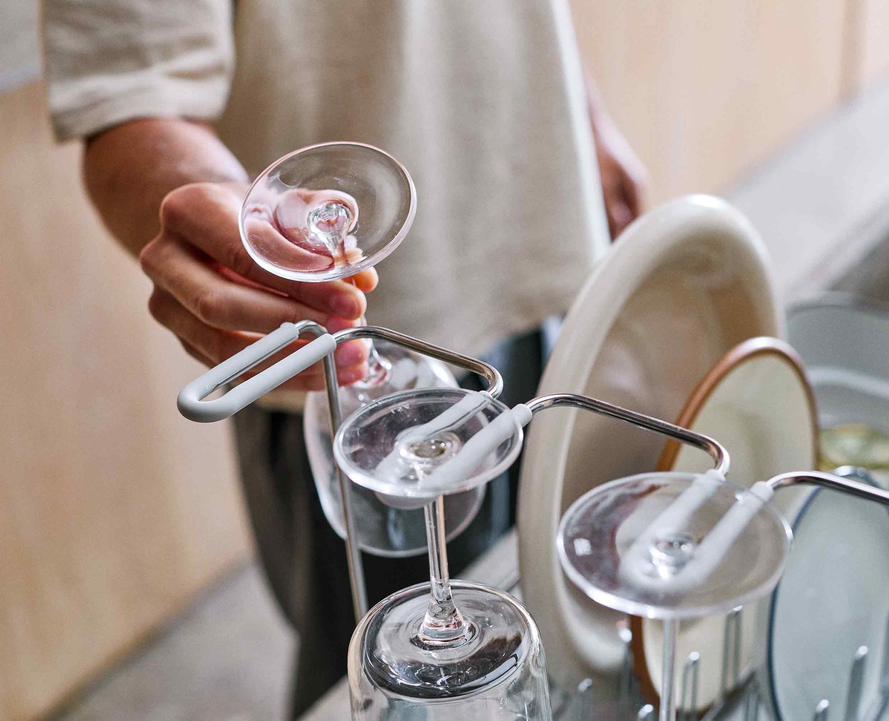 Extend™ Steel Plus Expandable Stone Dish Drainer with Wine Glass Rack